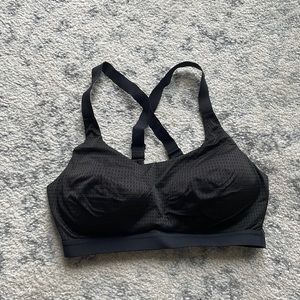 Lightweight by Victoria’s Secret sports bra